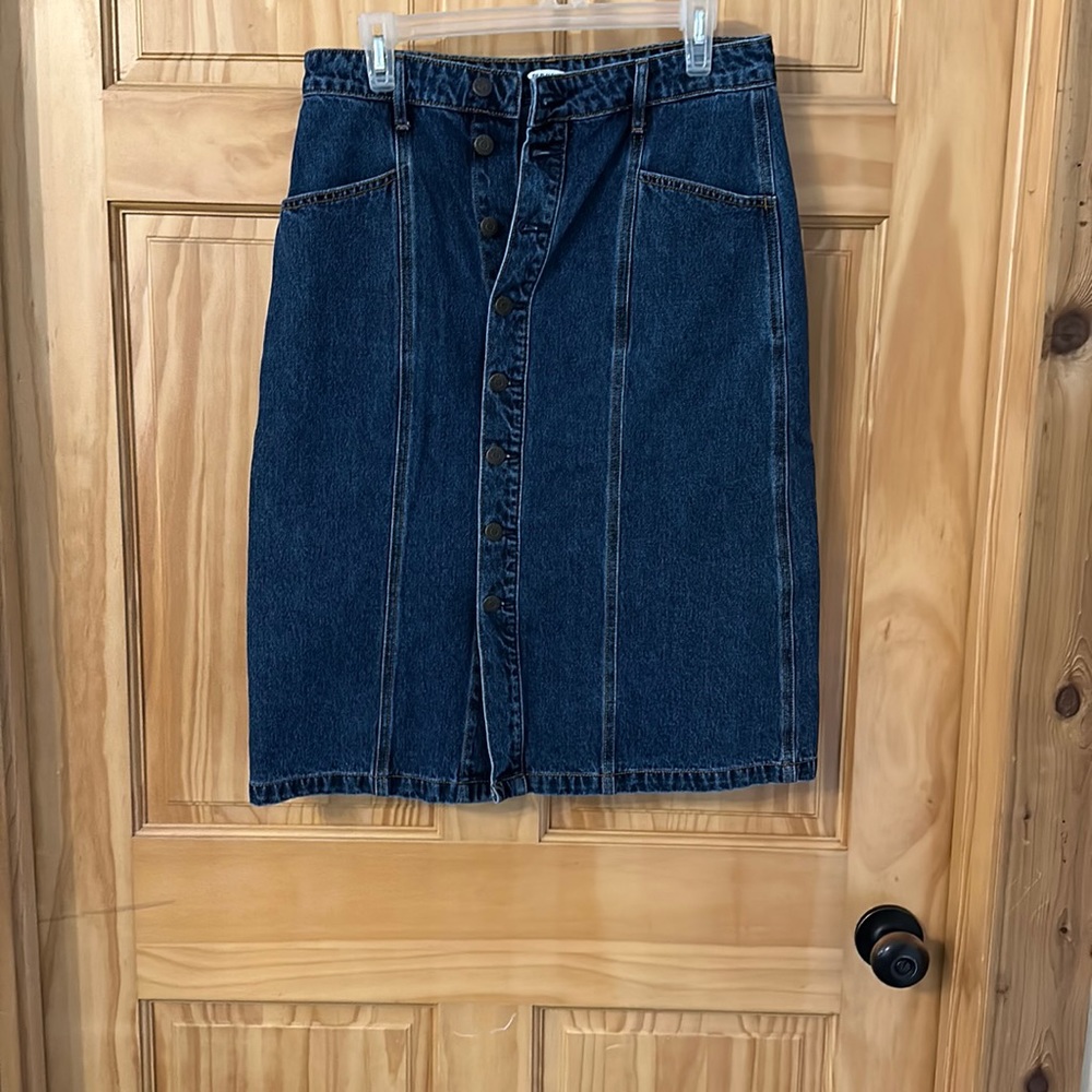 High-Waisted Denim Skirt Old Navy Size 8